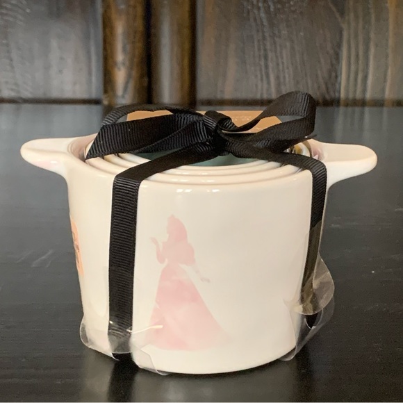 Rae Dunn Disney Princess Silhouette Ceramic Measuring Cup Set - Picture 2 of 15